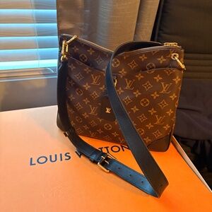 Louis Vuitton Oden MM